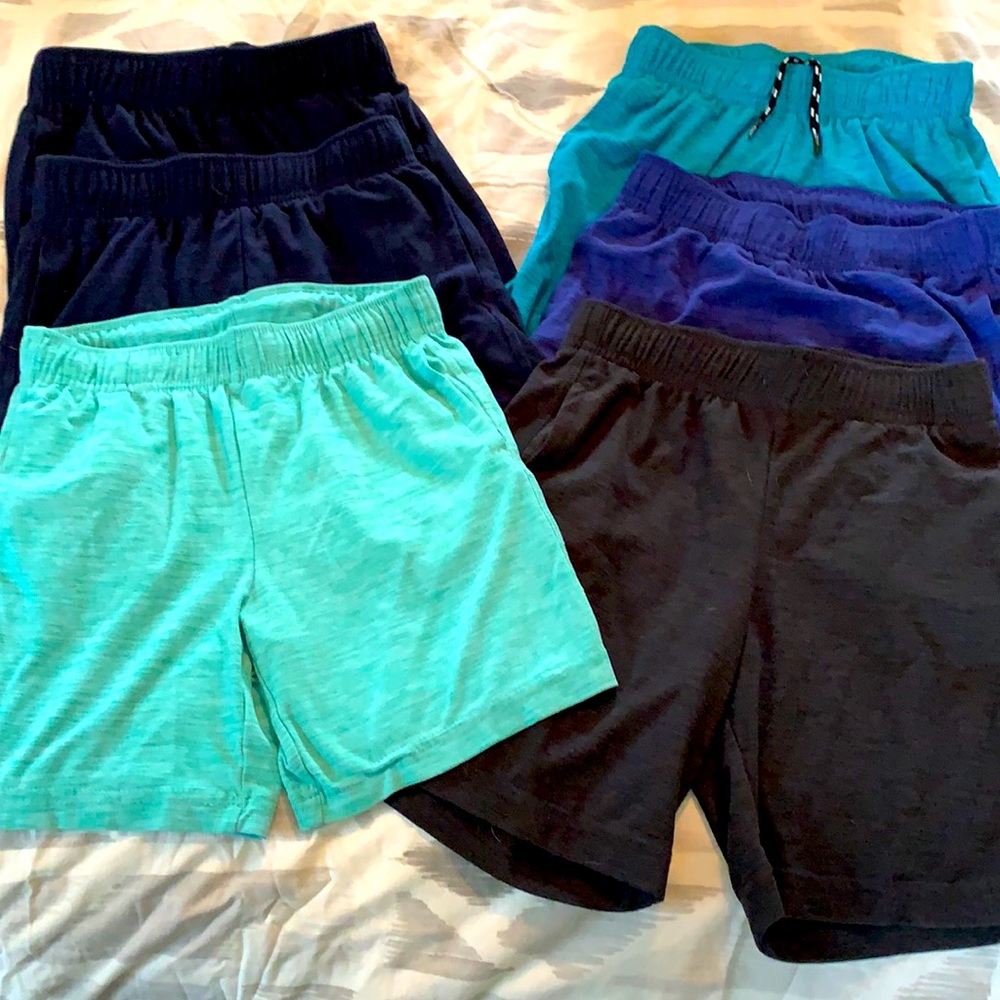 6 pairs of children’s size XS lightweight drawstring shorts with pockets